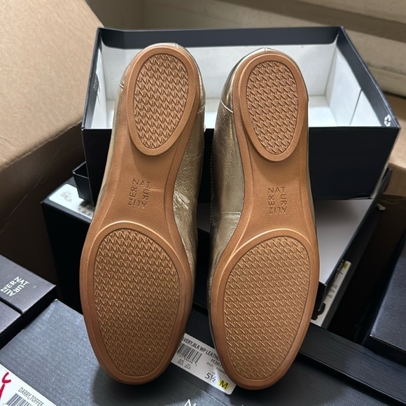 NATURALIZER Maxwell Strap Flats - Picture 3 of 7